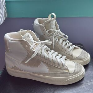 Kids Nike high top Blazers
